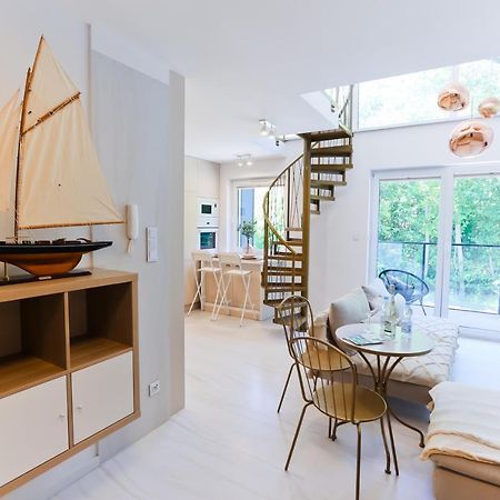 M&K Apartamenty Sailors Golden Yacht, Gdansk - Wyspa Sobieszewska Eksteriør billede